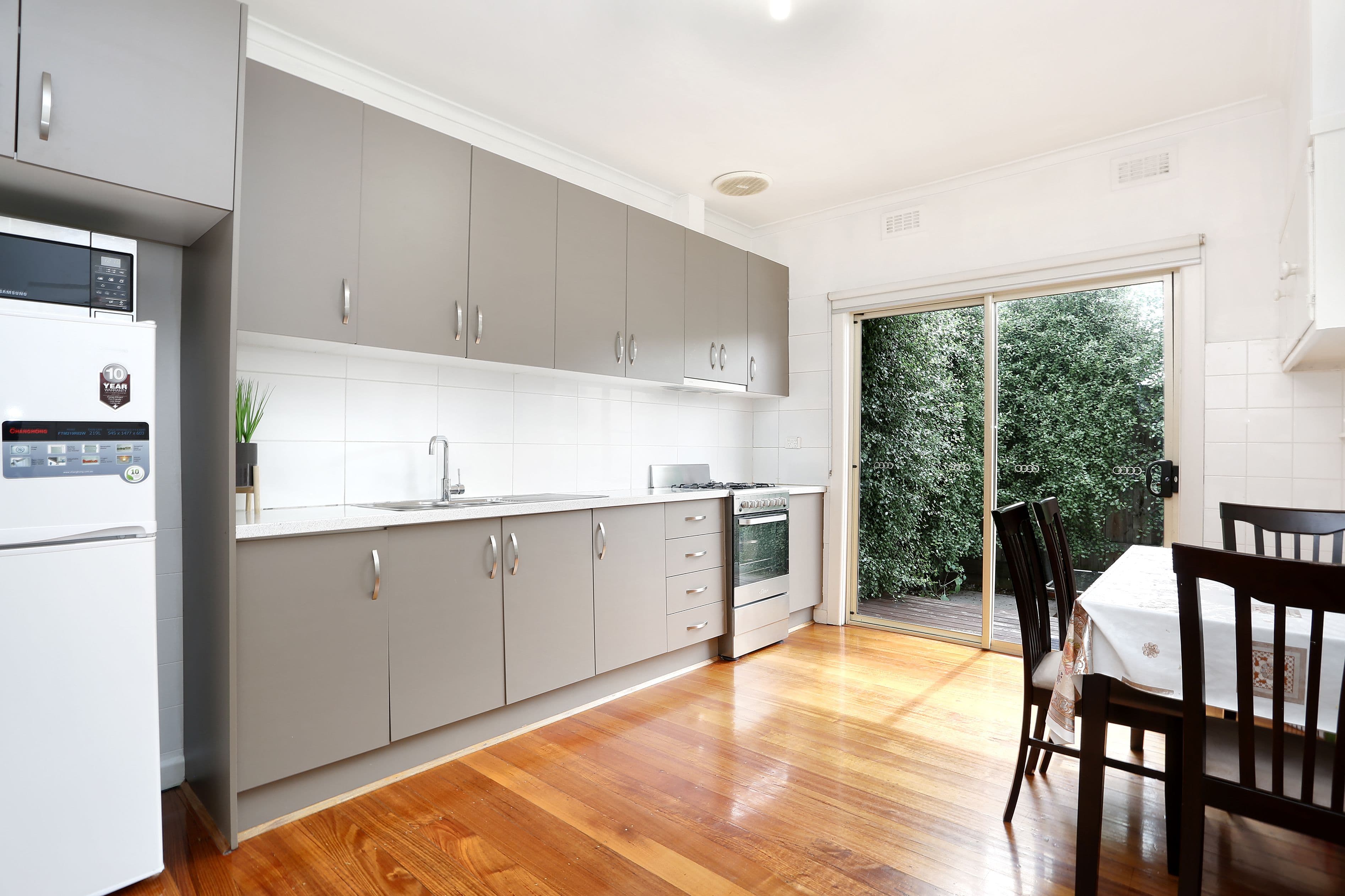 39 Hurtle Street, Lalor VIC 3075, Lalor - Thumbnail 2