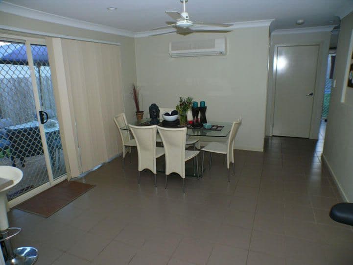 22 Blueberry Ash Court, BORONIA HEIGHTS QLD 4124, Boronia Heights - Thumbnail 3