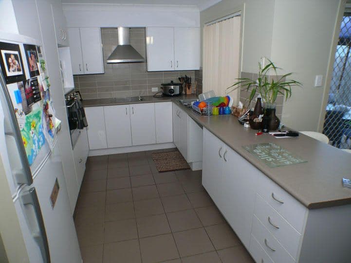 22 Blueberry Ash Court, BORONIA HEIGHTS QLD 4124, Boronia Heights - Thumbnail 5