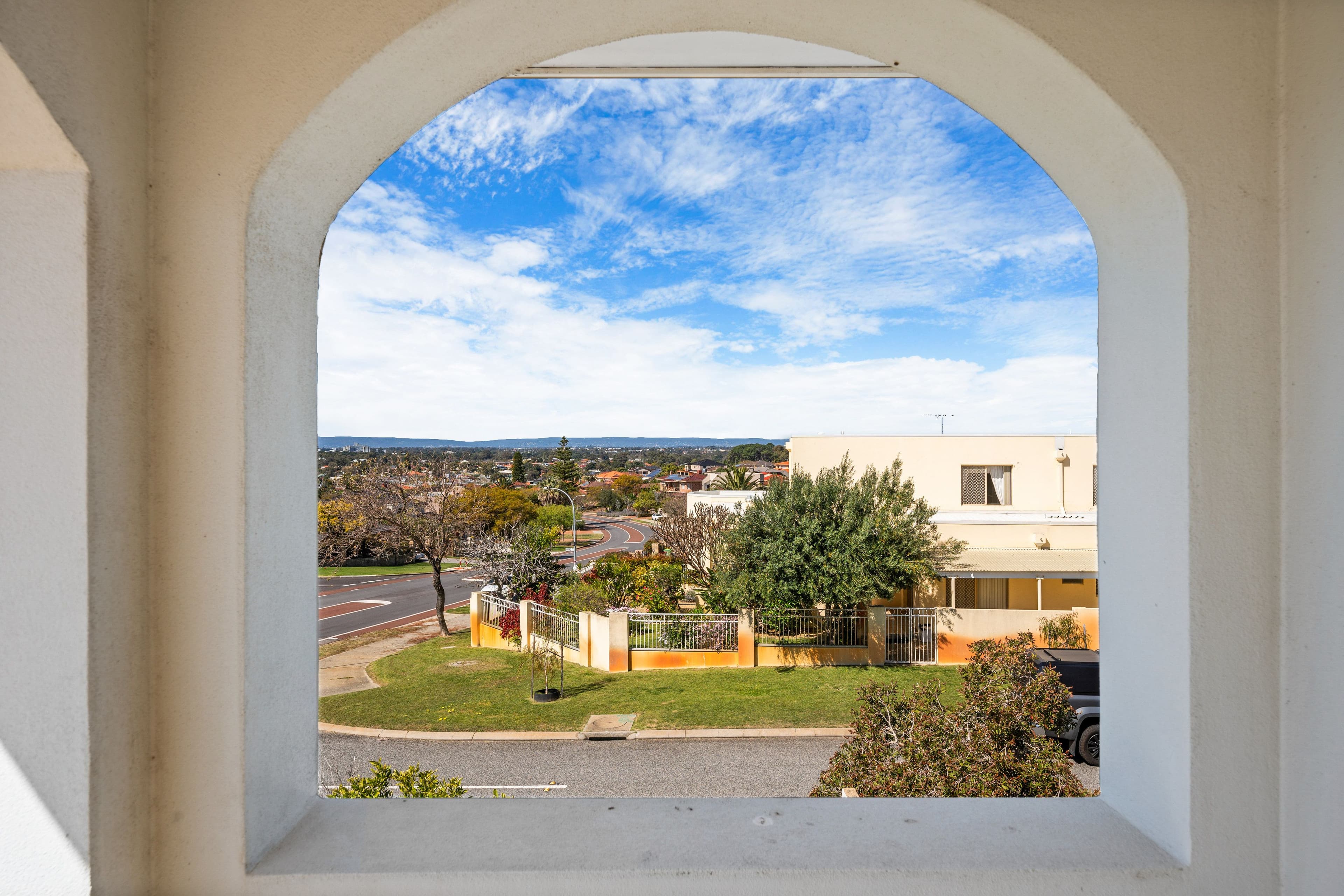 56 Le Souef Drive, Kardinya WA 6163, Kardinya - Thumbnail 2