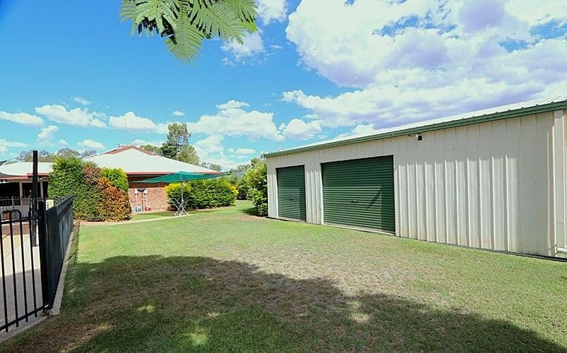 5 Kidd Street, Emerald QLD 4720, Emerald - Thumbnail 2