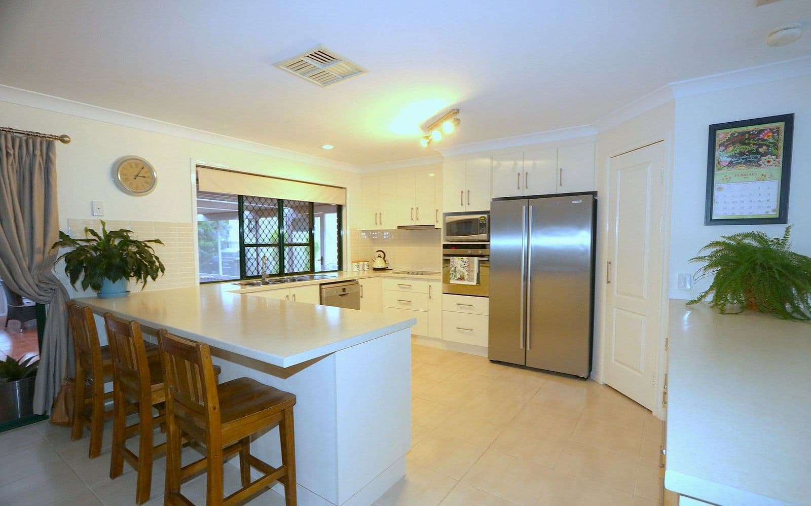 5 Kidd Street, Emerald QLD 4720, Emerald - Thumbnail 4