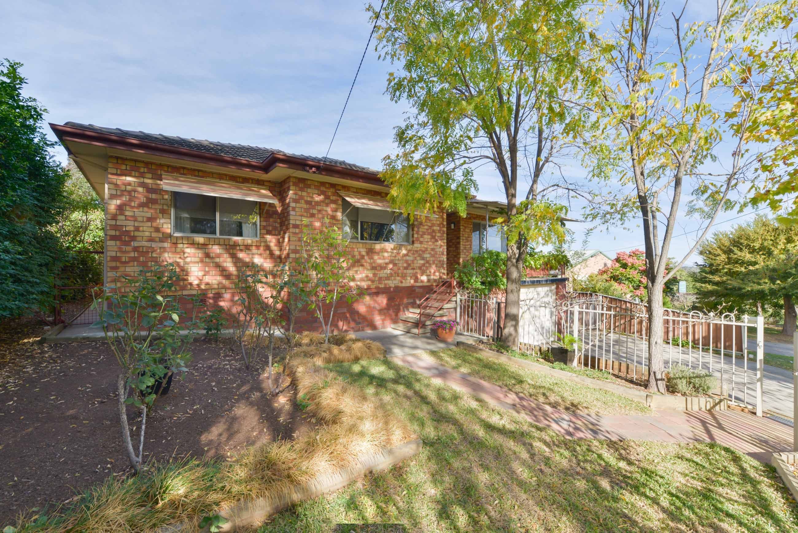 15 Chelmsford Street, Tamworth NSW 2340, Tamworth - Image 1