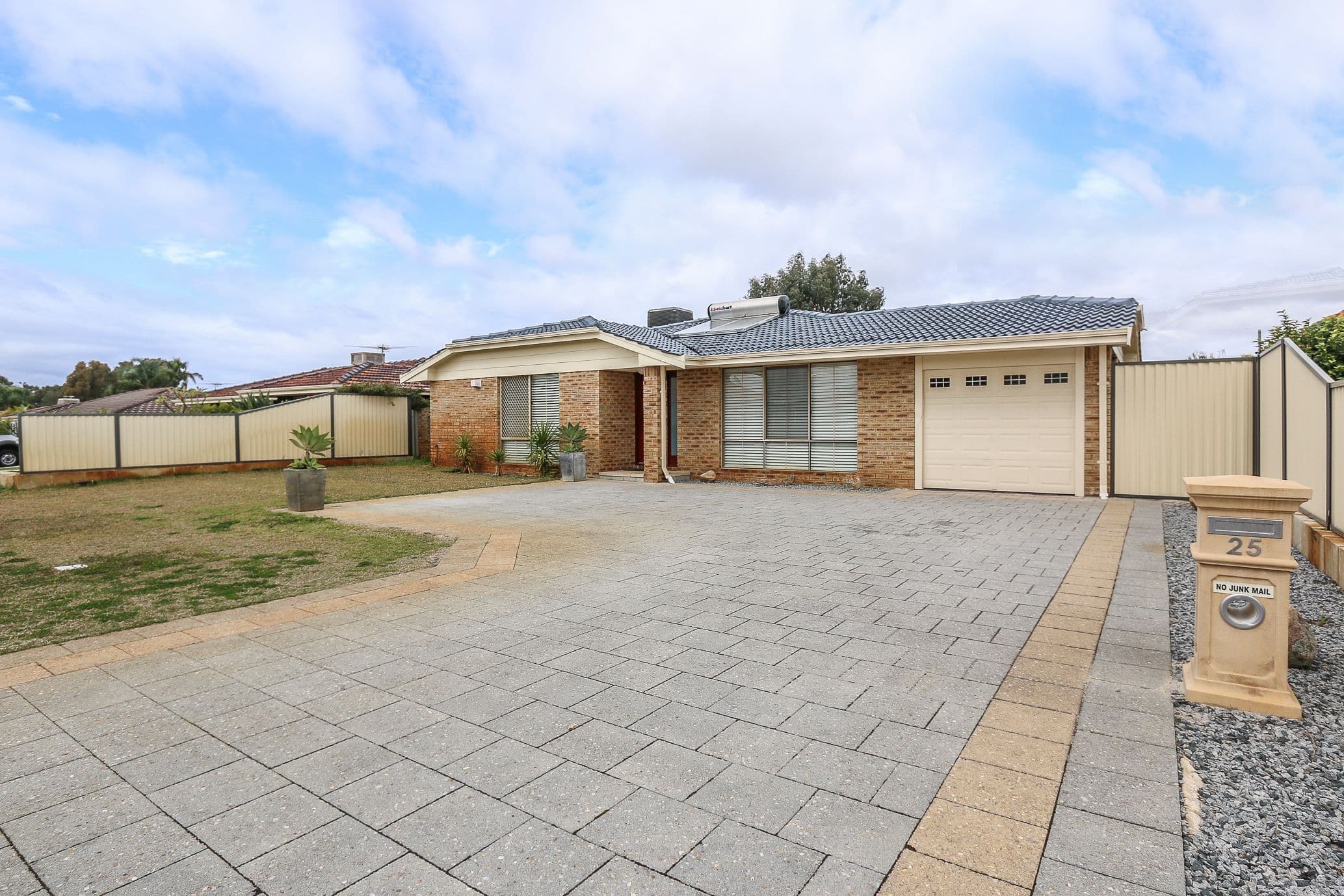 25 Littlemore Way, Eden Hill WA 6054, Eden Hill - Thumbnail 2