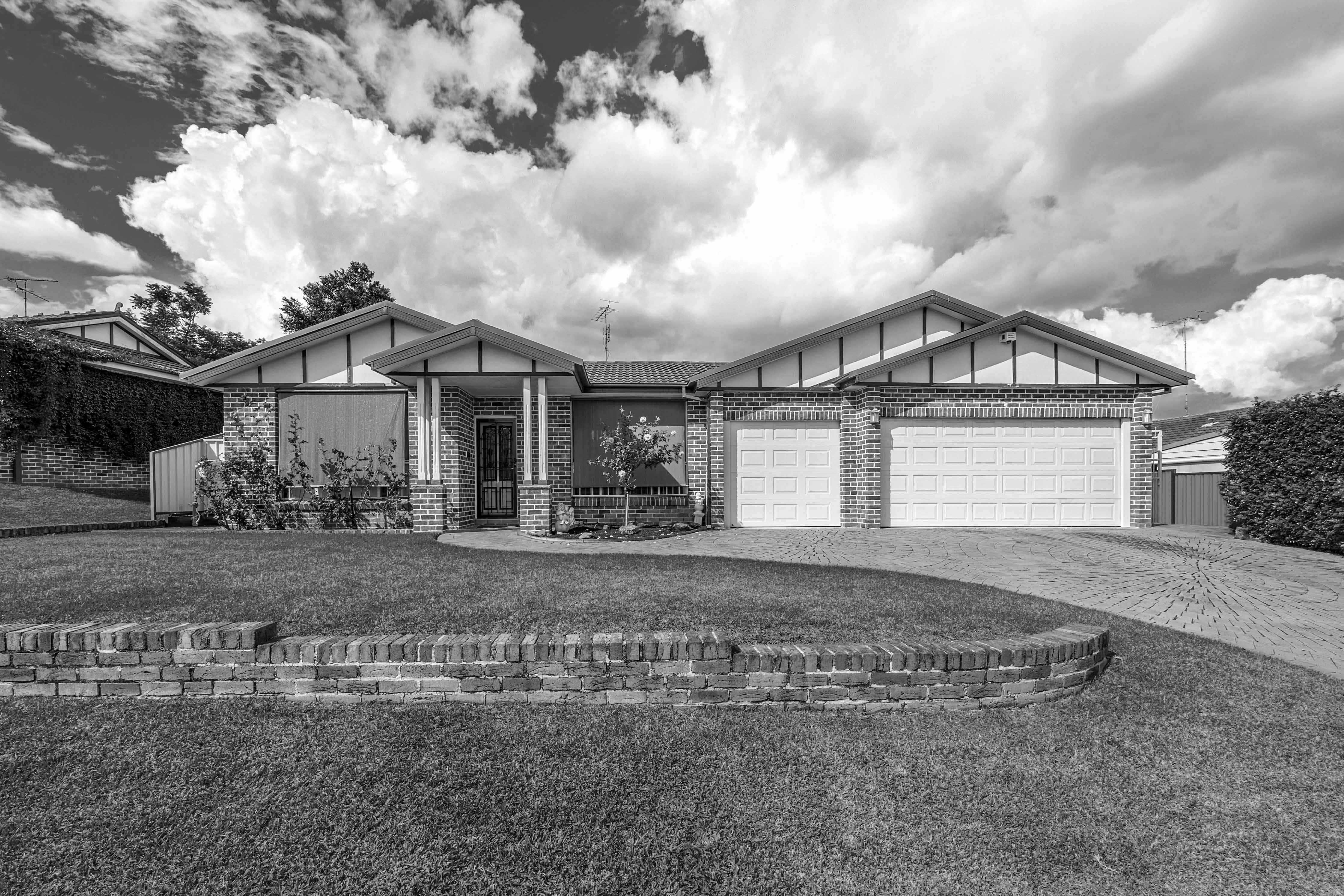 14 Atkinson Close, GLENMORE PARK, Glenmore Park - Image 1