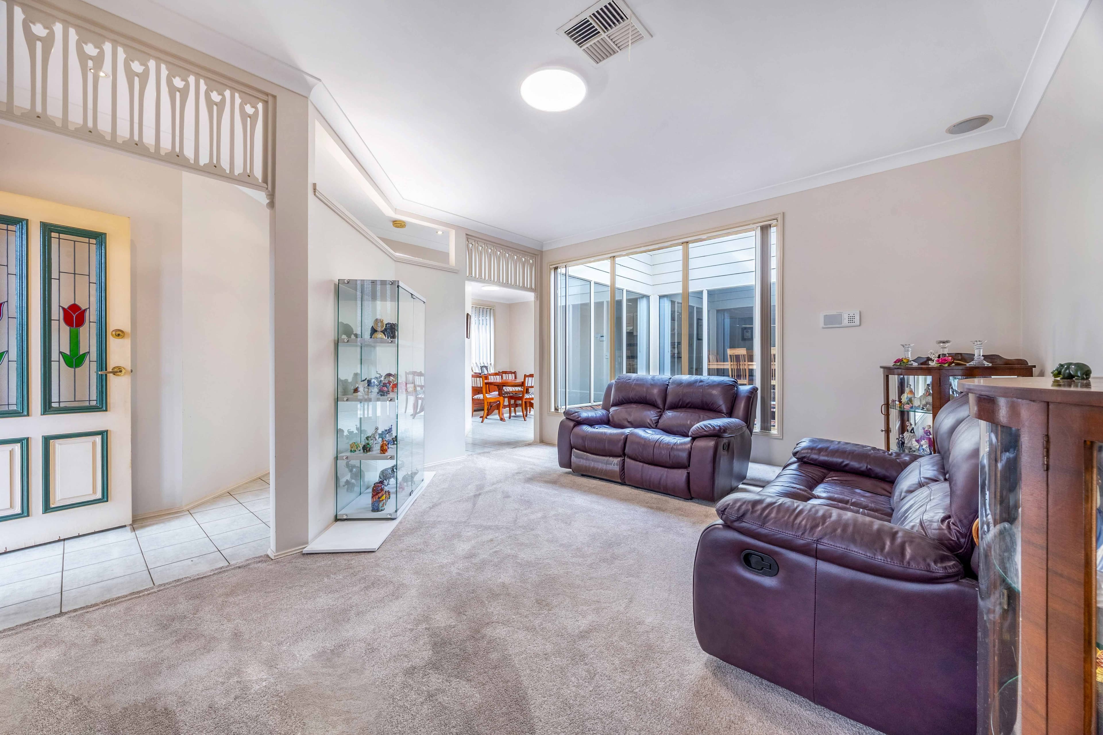 14 Atkinson Close, GLENMORE PARK, Glenmore Park - Thumbnail 2