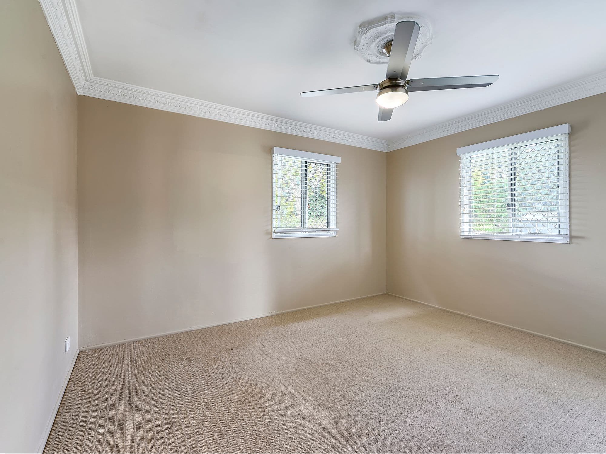 77 Lindwall Street, Upper Mount Gravatt QLD 4122, Upper Mount Gravatt - Thumbnail 5