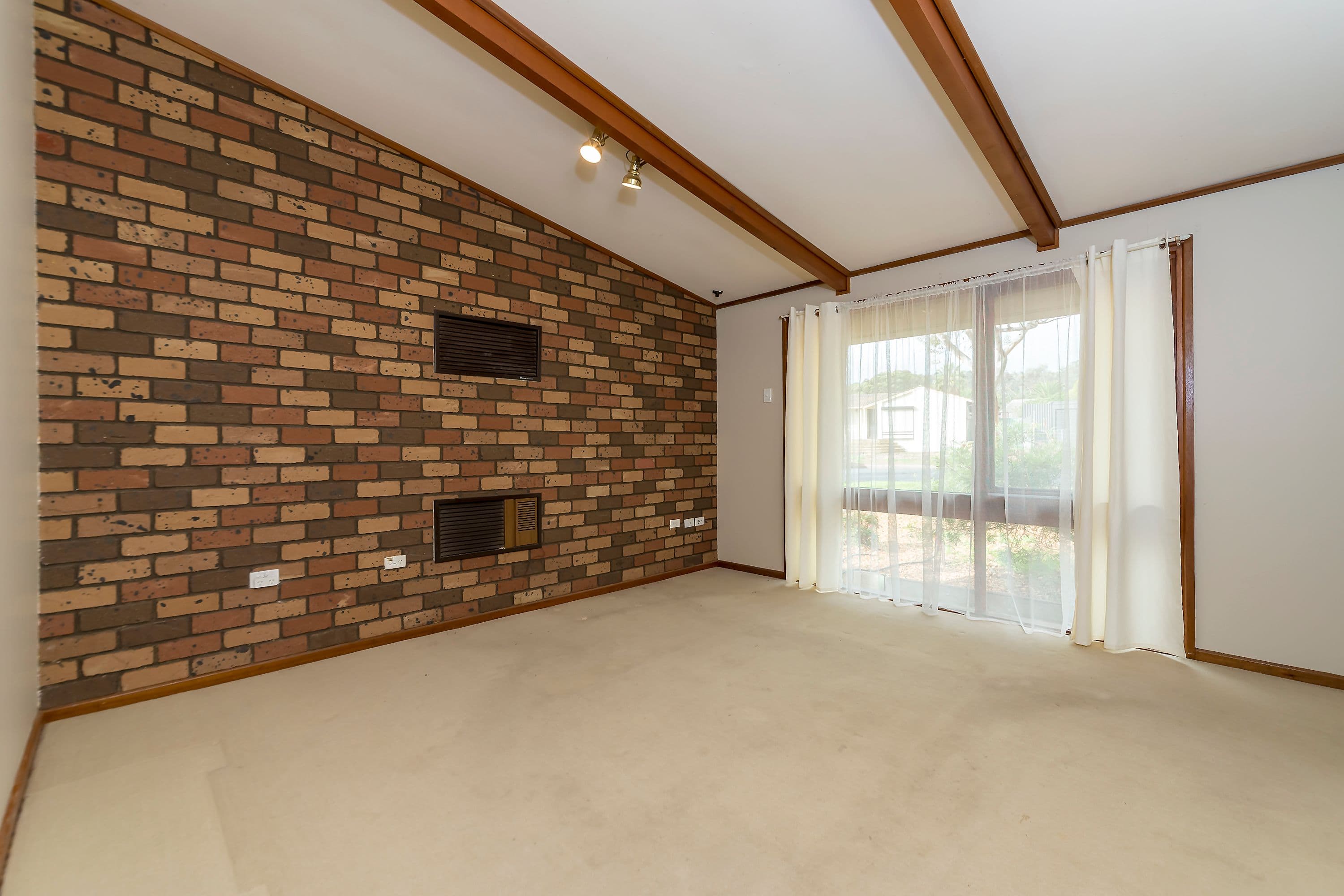 14 Hawker Crescent, Elizabeth East SA 5112, Elizabeth East - Thumbnail 3