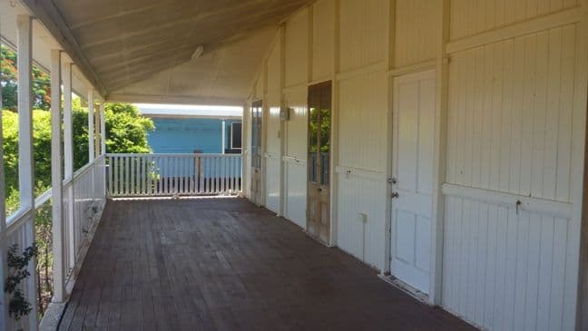 13 Brolga Street, LONGREACH QLD 4730, Longreach - Thumbnail 2