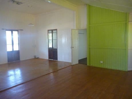 13 Brolga Street, LONGREACH QLD 4730, Longreach - Thumbnail 3