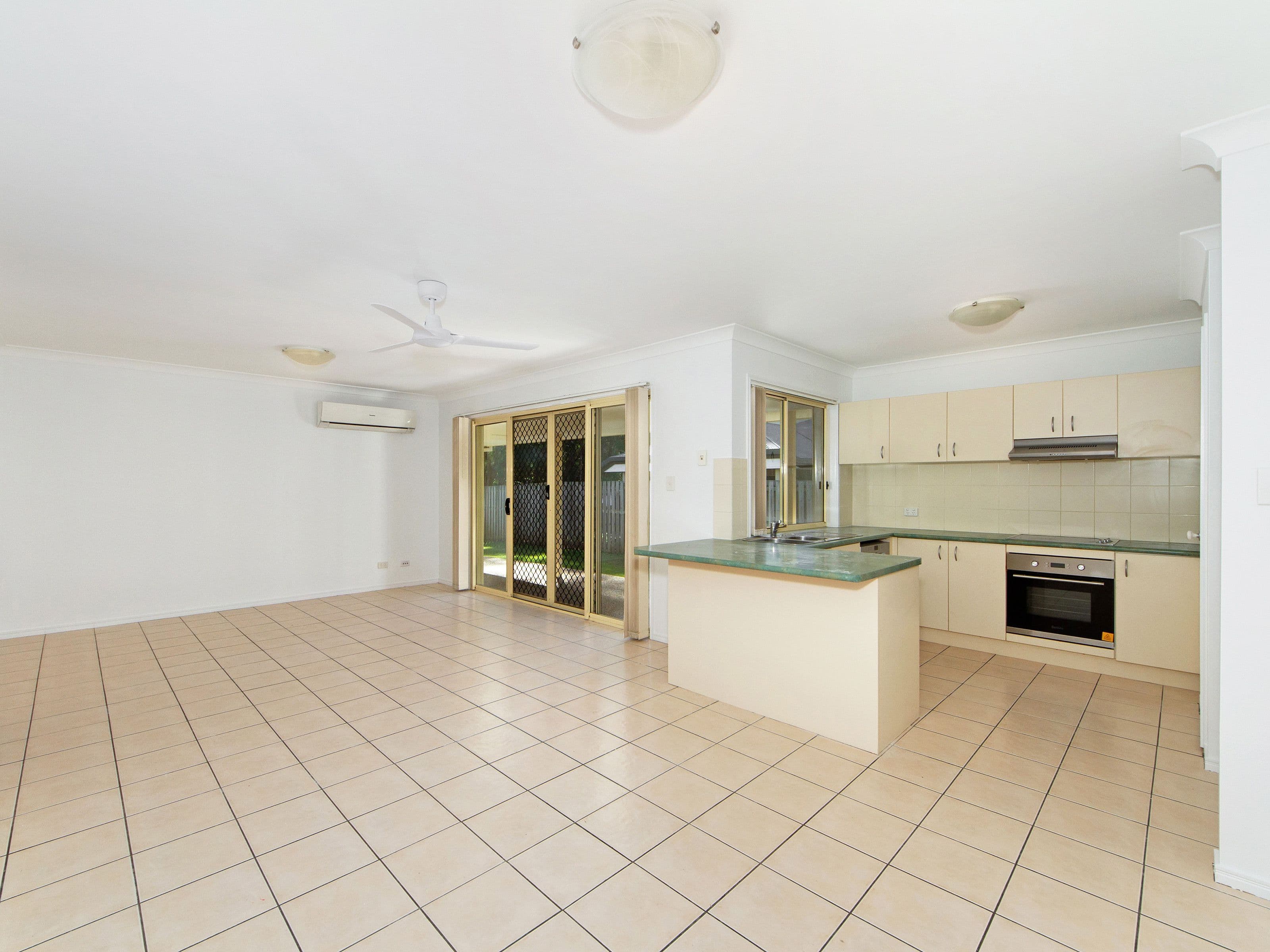 30 Lilyvale Crescent, Ormeau QLD 4208, Ormeau - Thumbnail 6