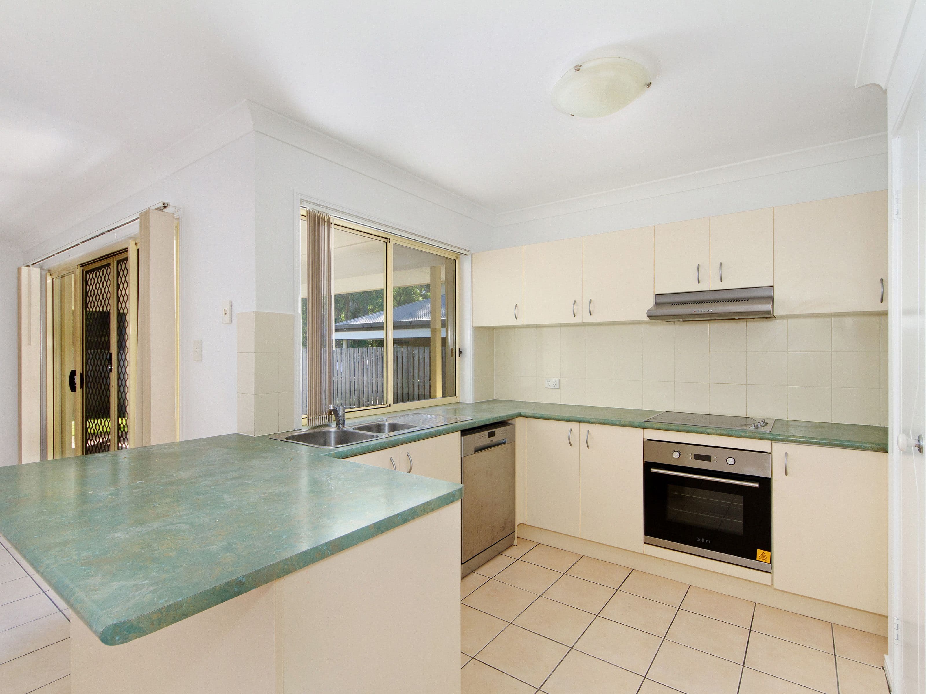 30 Lilyvale Crescent, Ormeau QLD 4208, Ormeau - Thumbnail 8