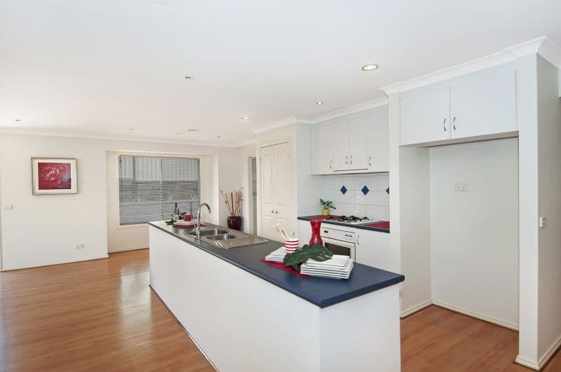 61 Clifton Park Drive, CARRUM DOWNS VIC 3201, Carrum Downs - Thumbnail 2
