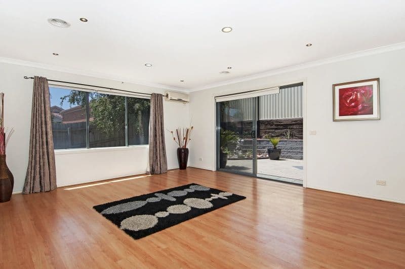 61 Clifton Park Drive, CARRUM DOWNS VIC 3201, Carrum Downs - Thumbnail 4