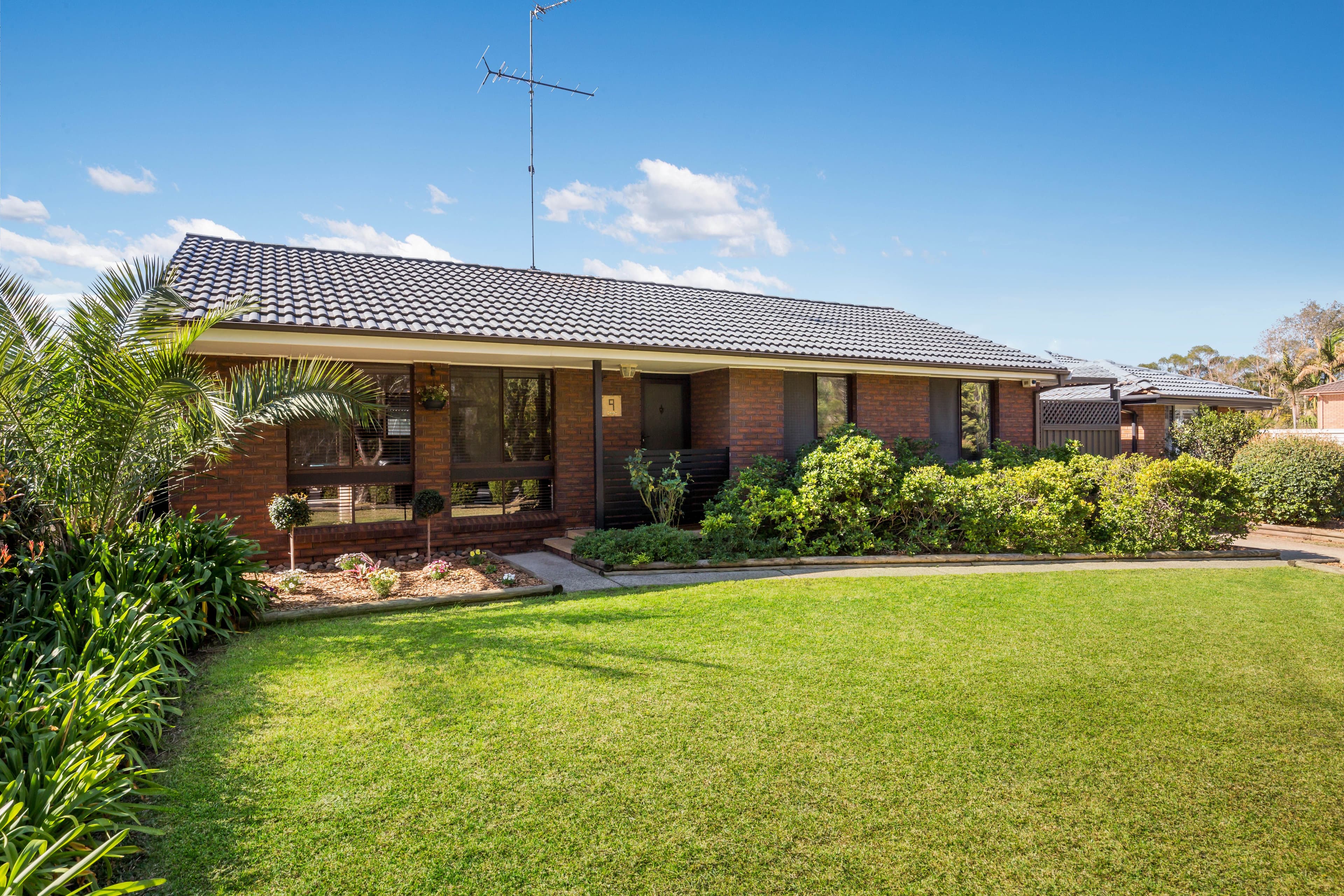 9 Mcgrath Road, McGraths Hill - Thumbnail 3