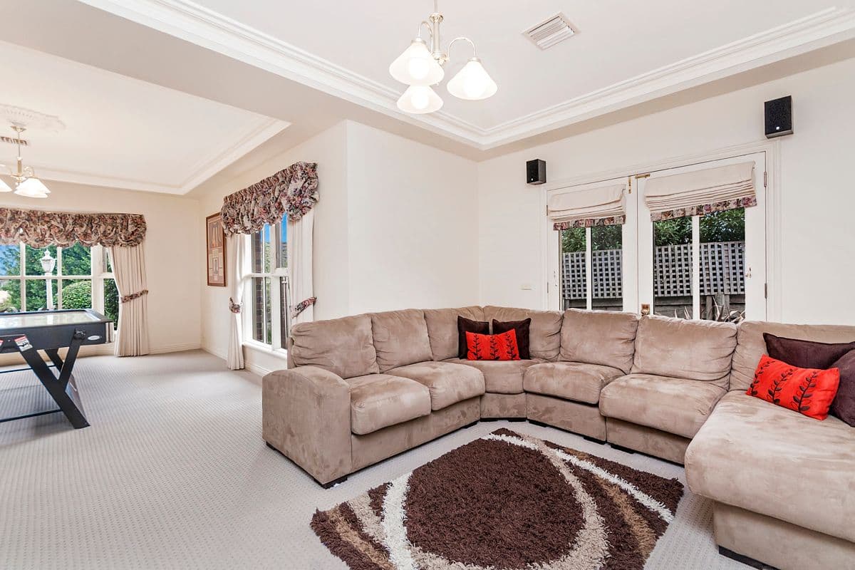 8 Jenean Court, Warrnambool VIC 3280, Warrnambool - Thumbnail 2