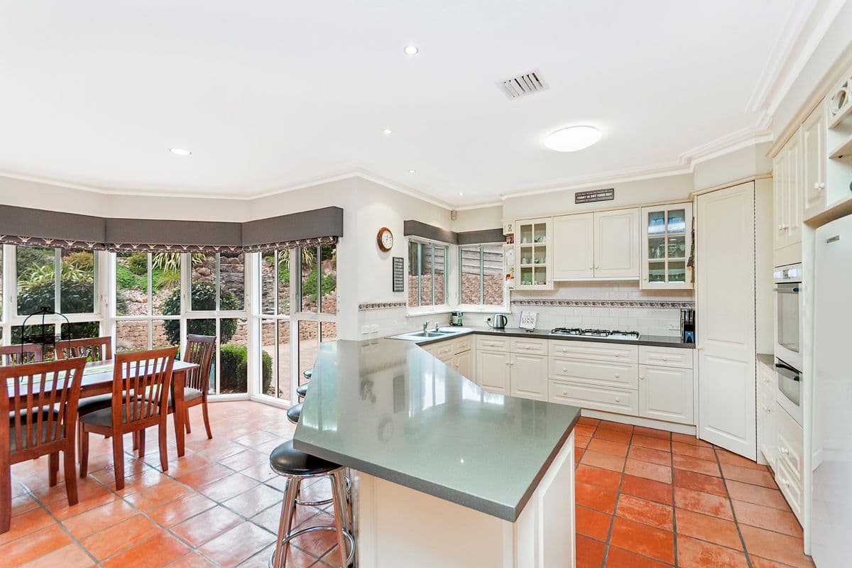 8 Jenean Court, Warrnambool VIC 3280, Warrnambool - Thumbnail 3