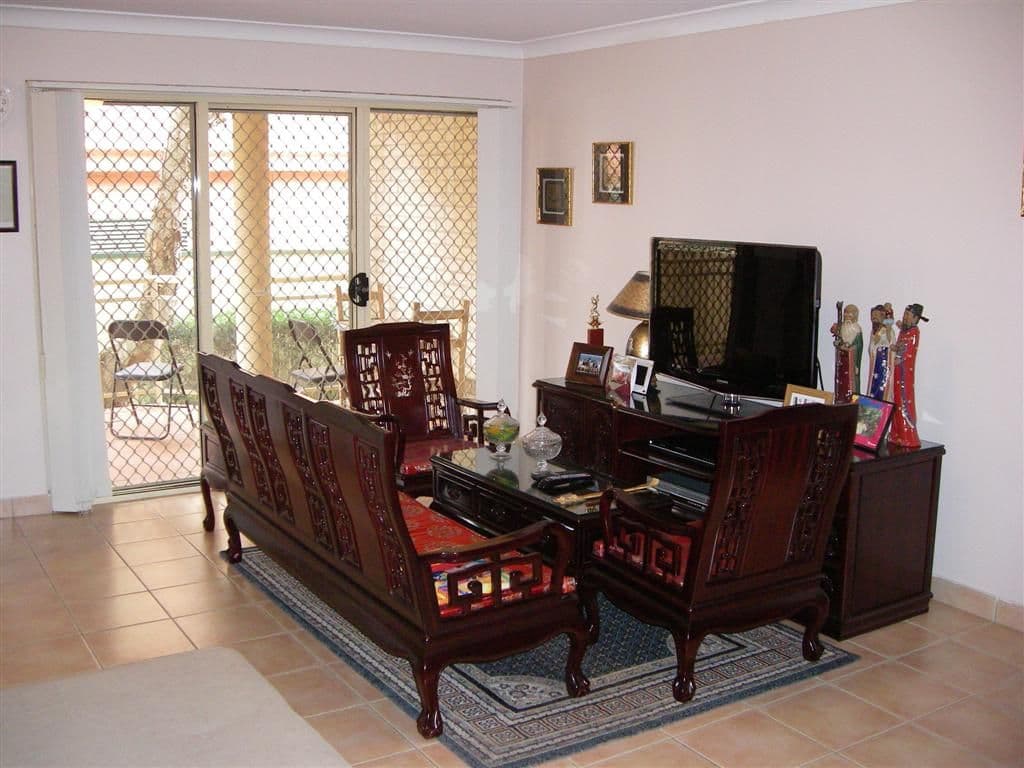 1 HILLVIEW Street, ROSELANDS NSW 2196, Roselands - Thumbnail 2