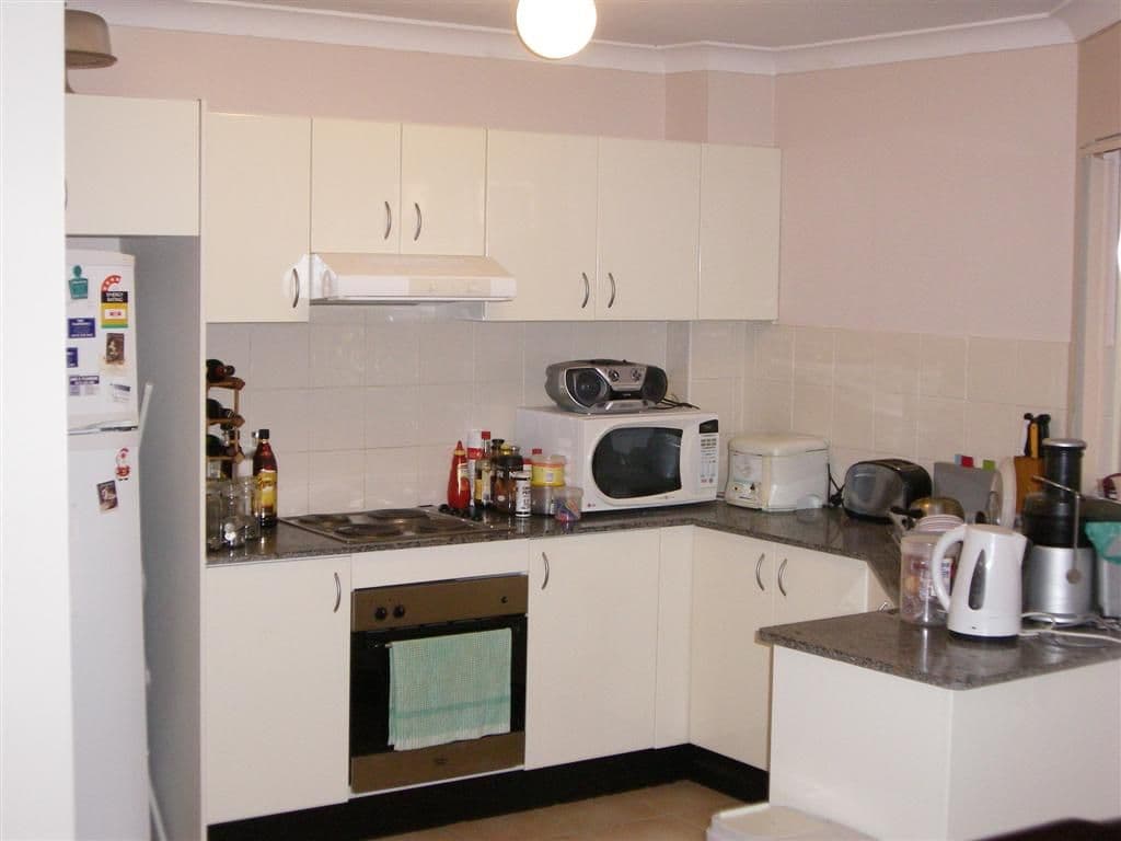 1 HILLVIEW Street, ROSELANDS NSW 2196, Roselands - Thumbnail 3