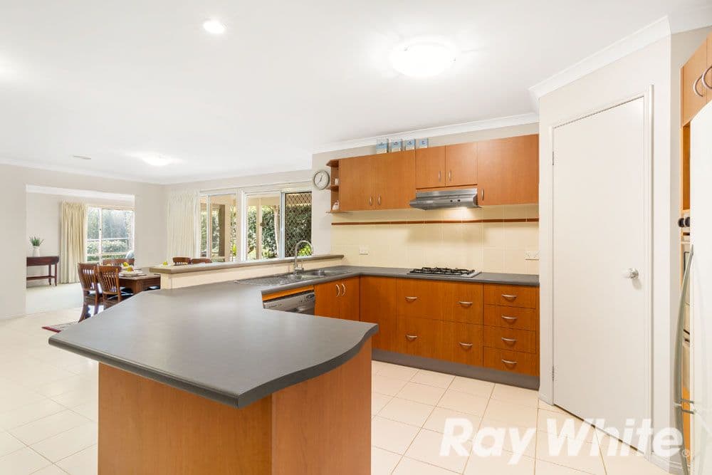 17 Clare Court, Rowville VIC 3178, Rowville - Thumbnail 2