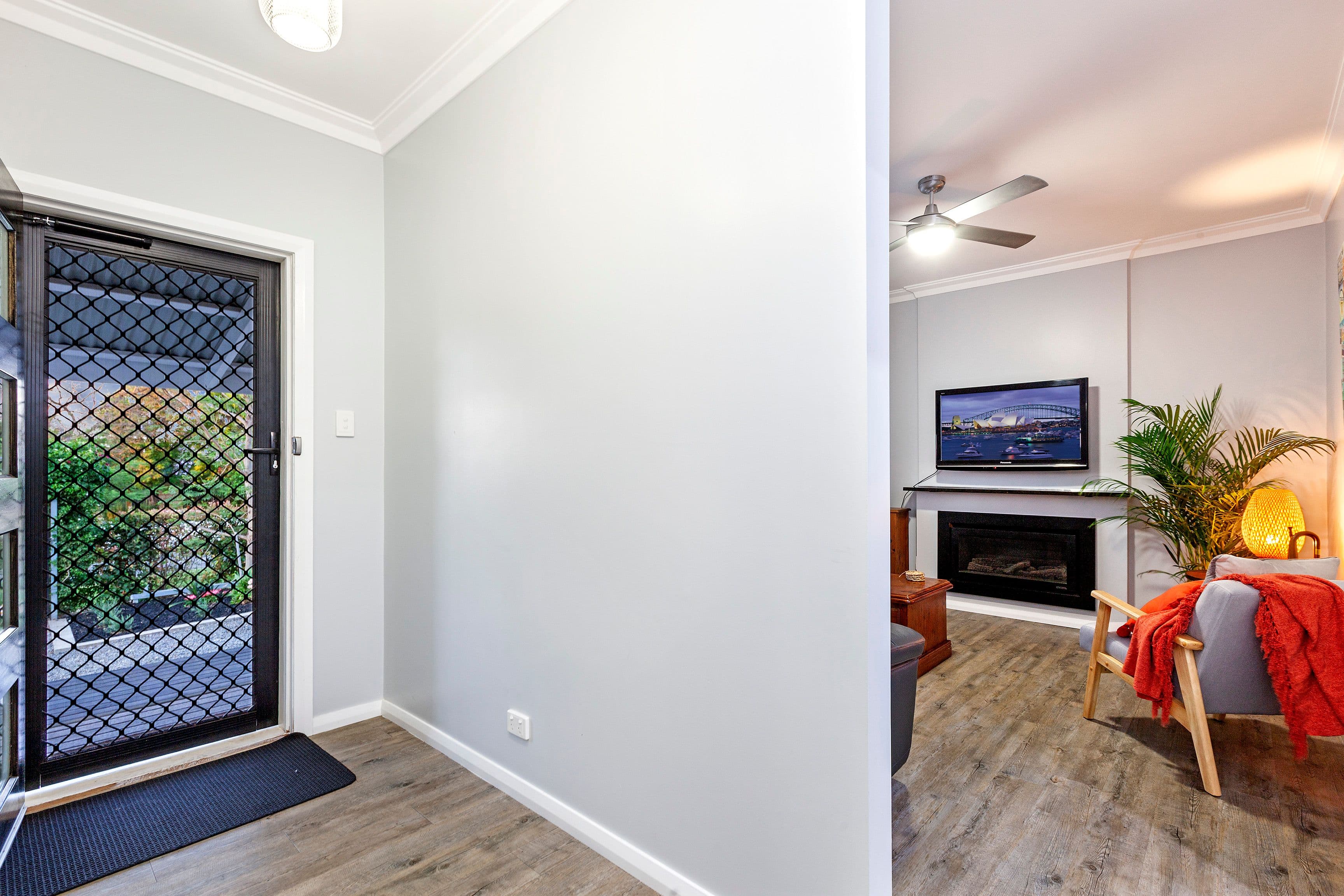 33 Barrington Avenue, Enfield SA 5085, Enfield - Thumbnail 3