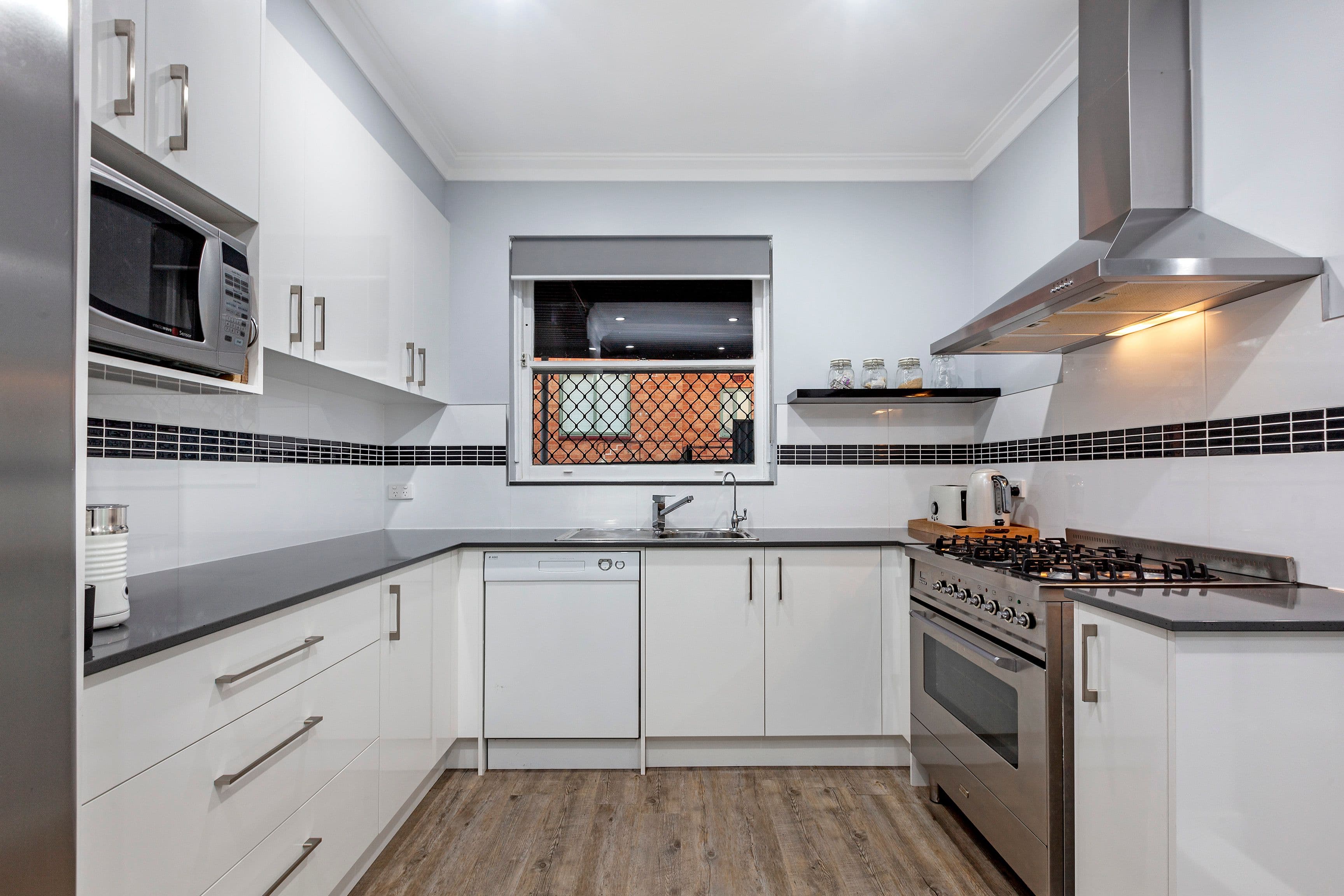 33 Barrington Avenue, Enfield SA 5085, Enfield - Thumbnail 8