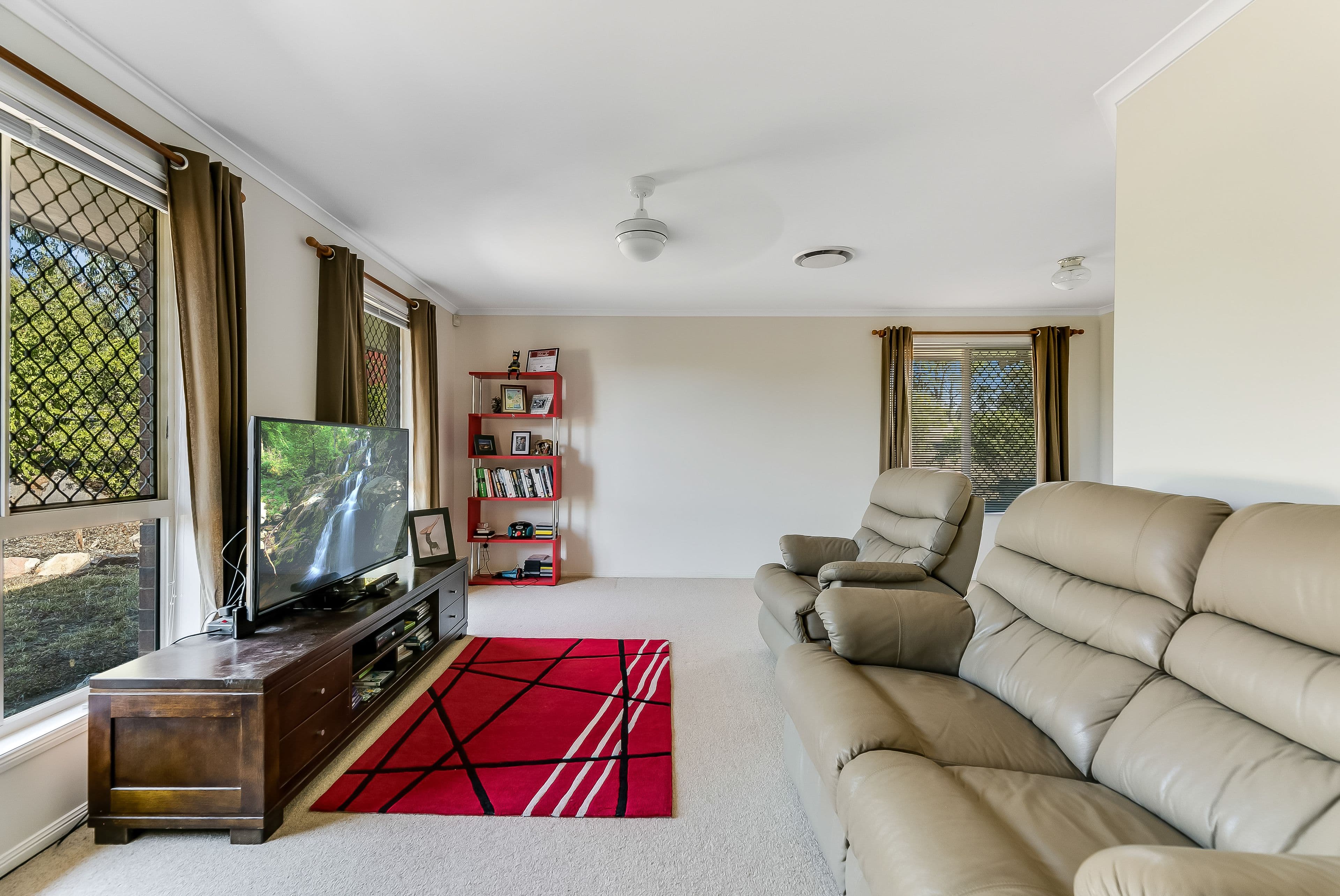 2 Cary Road, Glenvale QLD 4350, Glenvale - Thumbnail 2