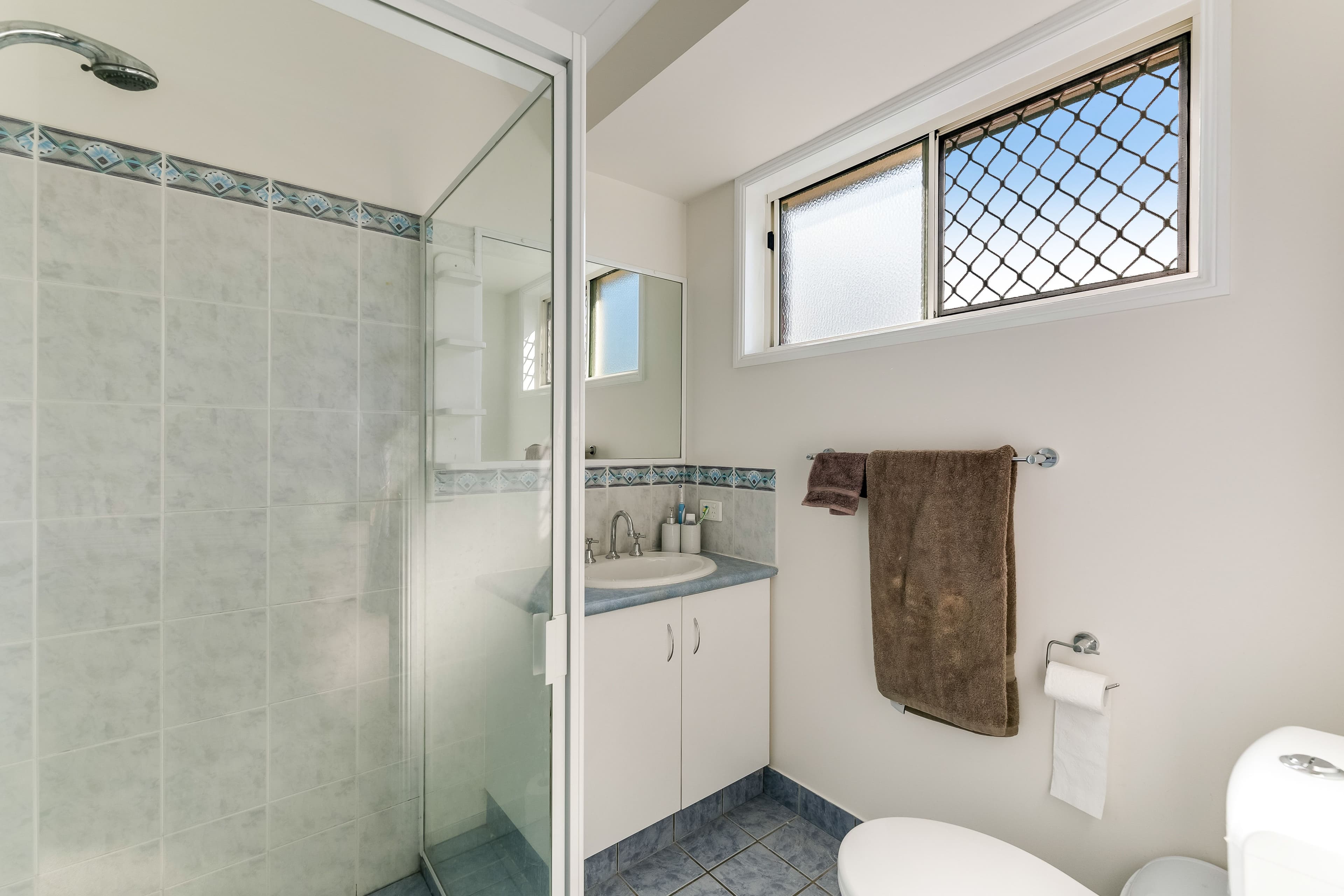 2 Cary Road, Glenvale QLD 4350, Glenvale - Thumbnail 7