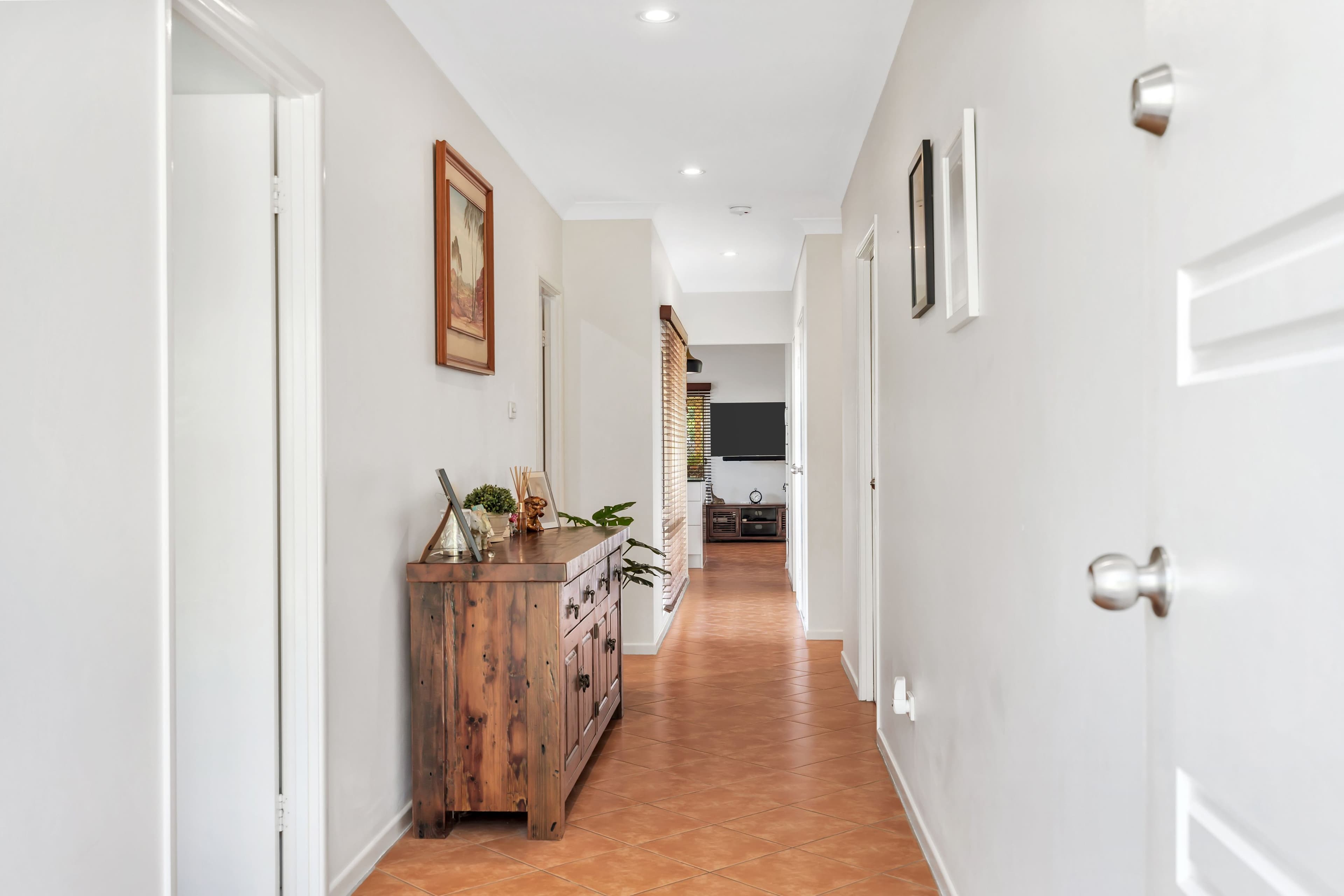 21 Compton Court, Bentley Park QLD 4869, Bentley Park - Thumbnail 4