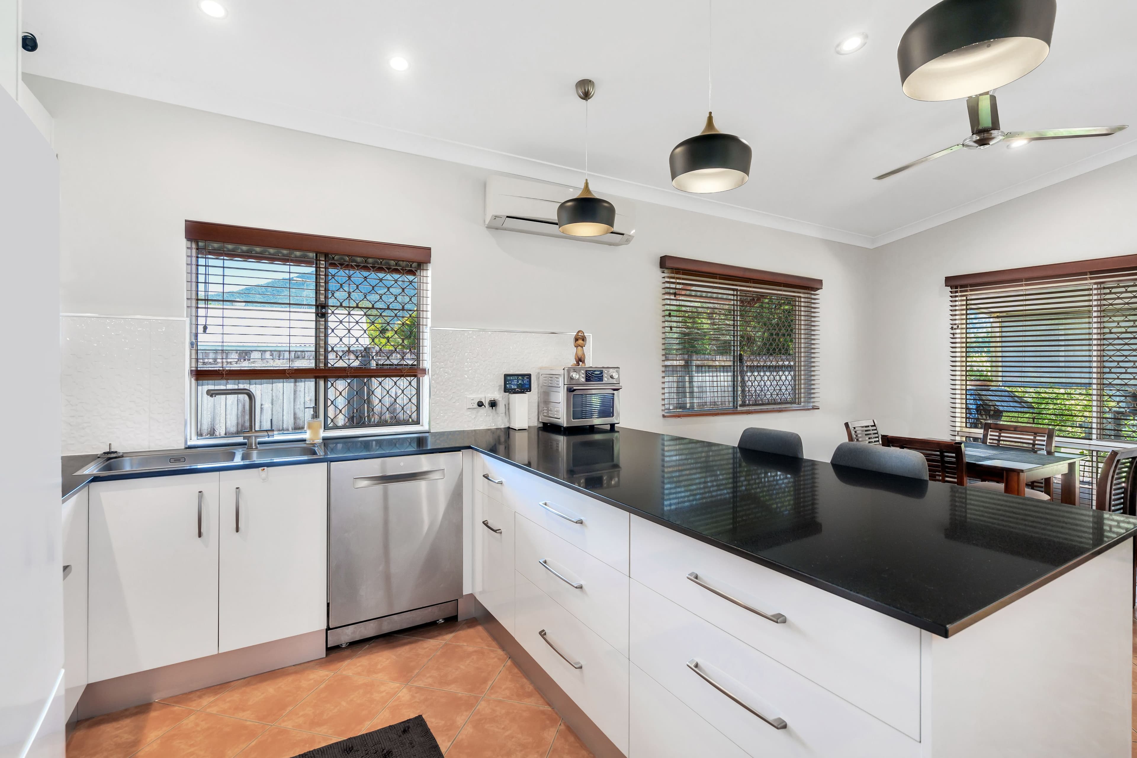 21 Compton Court, Bentley Park QLD 4869, Bentley Park - Thumbnail 5