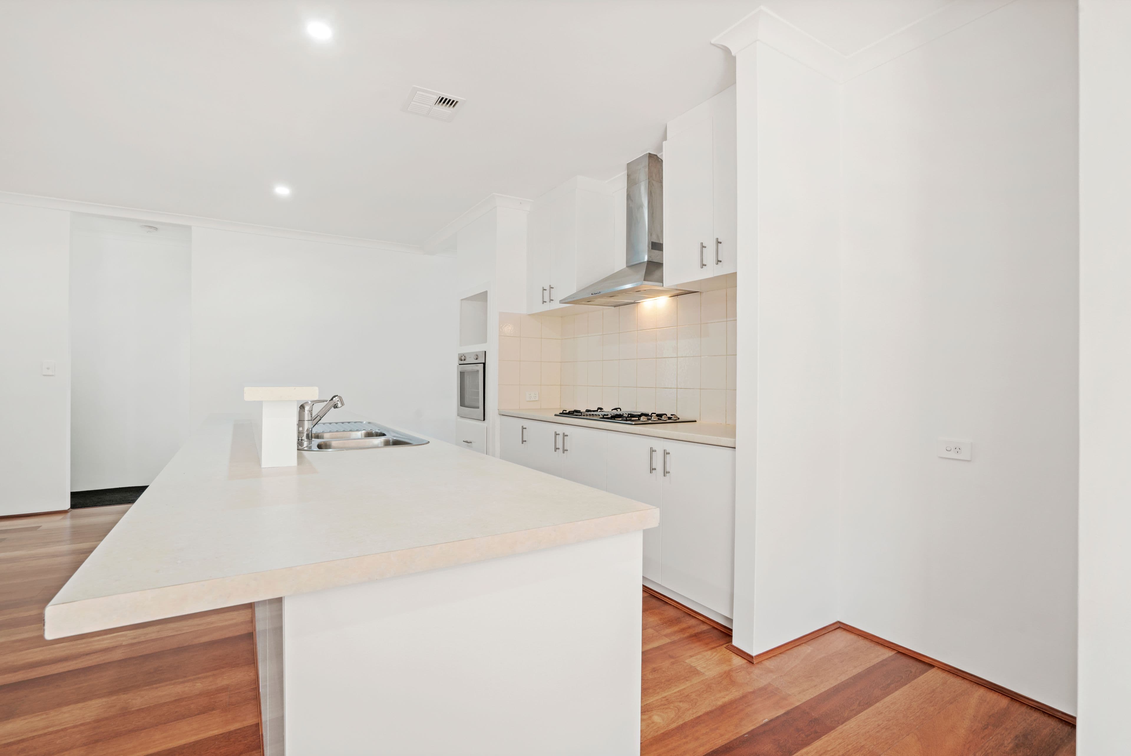 97 Maamba Road, Wattle Grove WA 6107, Wattle Grove - Thumbnail 4