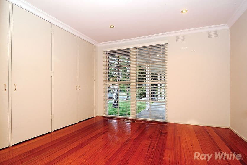 16 Murdoch Avenue, MULGRAVE VIC 3170, Mulgrave - Thumbnail 4