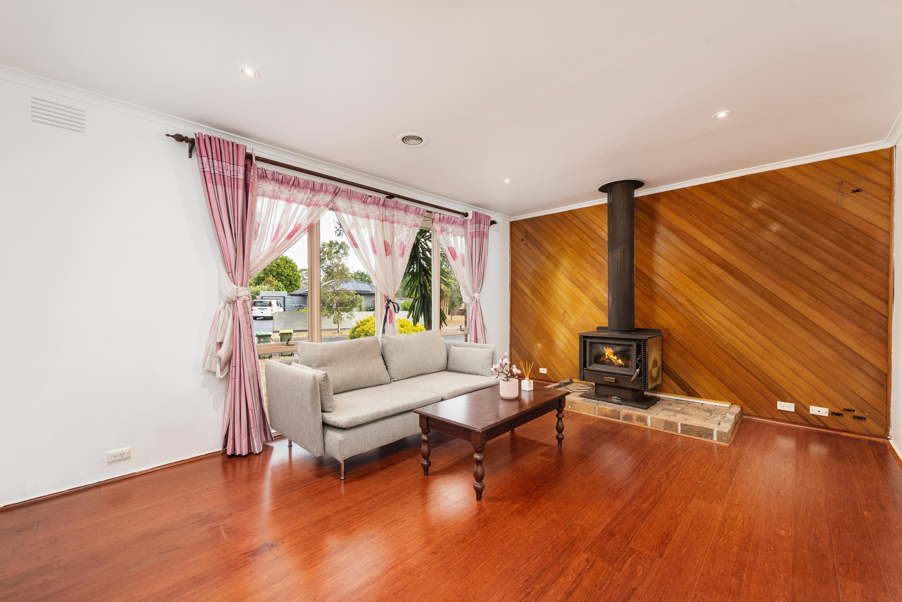 20 Blamey Avenue, Mill Park VIC 3082, Mill Park - Thumbnail 5