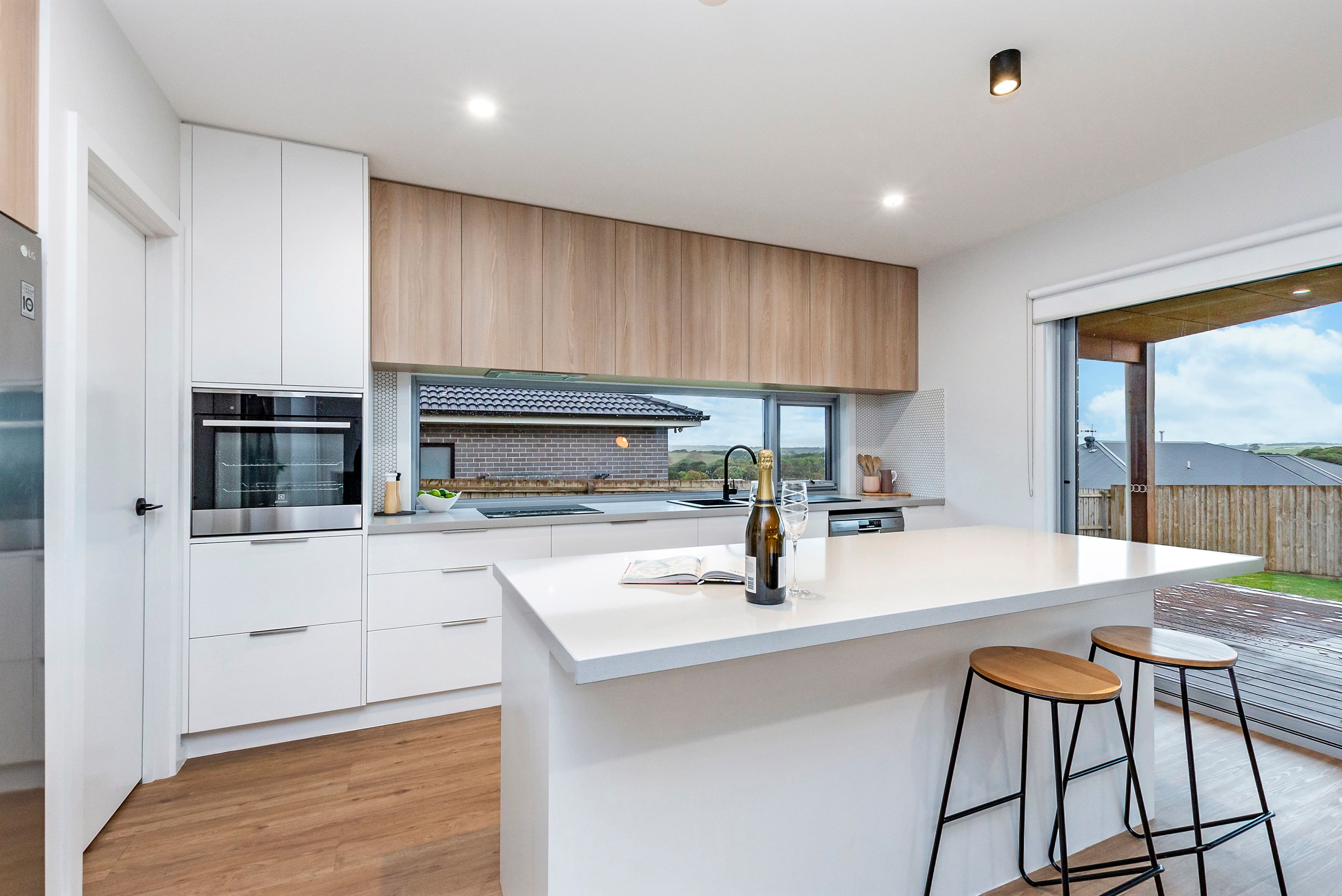 192 Coghlans Road, Warrnambool VIC 3280, Warrnambool - Thumbnail 2