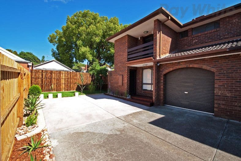 33 Shaftsbury Street, COBURG VIC 3058, Coburg - Image 1