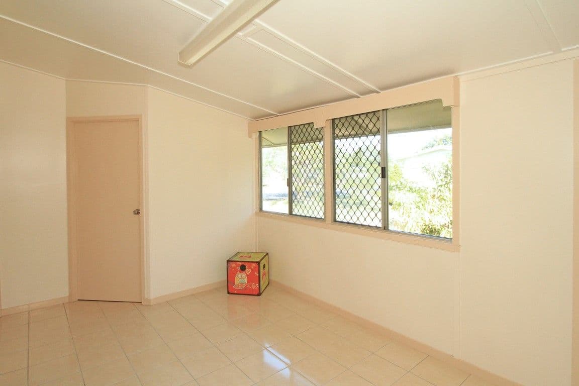 142 Elphinstone Street, BERSERKER QLD 4701, Berserker - Thumbnail 3