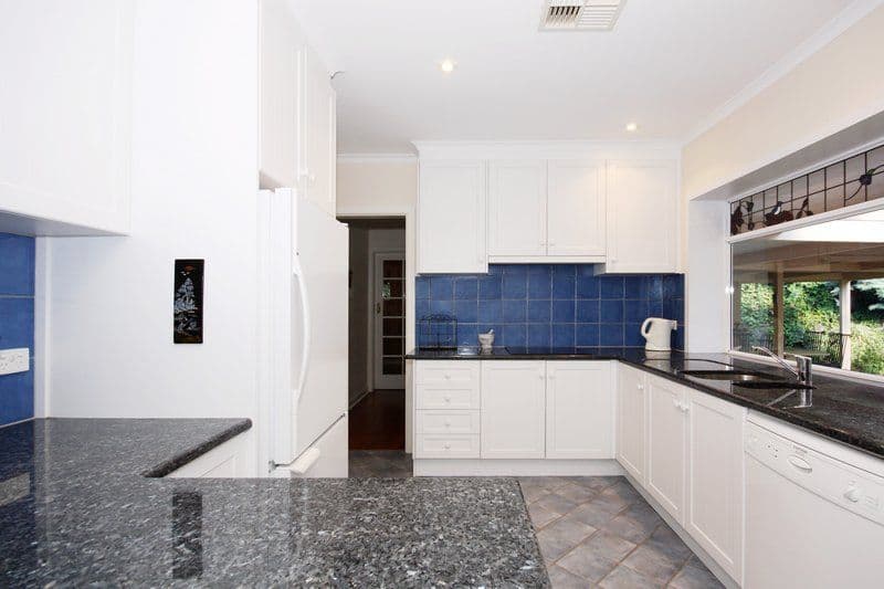 32 Greenside Avenue, ATHELSTONE SA 5076, Athelstone - Thumbnail 3