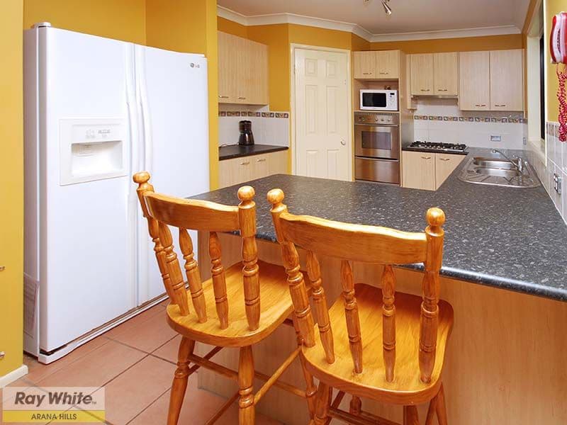 17    Sundown Court, CASHMERE QLD 4500, Cashmere - Thumbnail 5