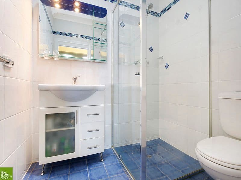 8 Gloria Crescent, Lake Heights - Thumbnail 7