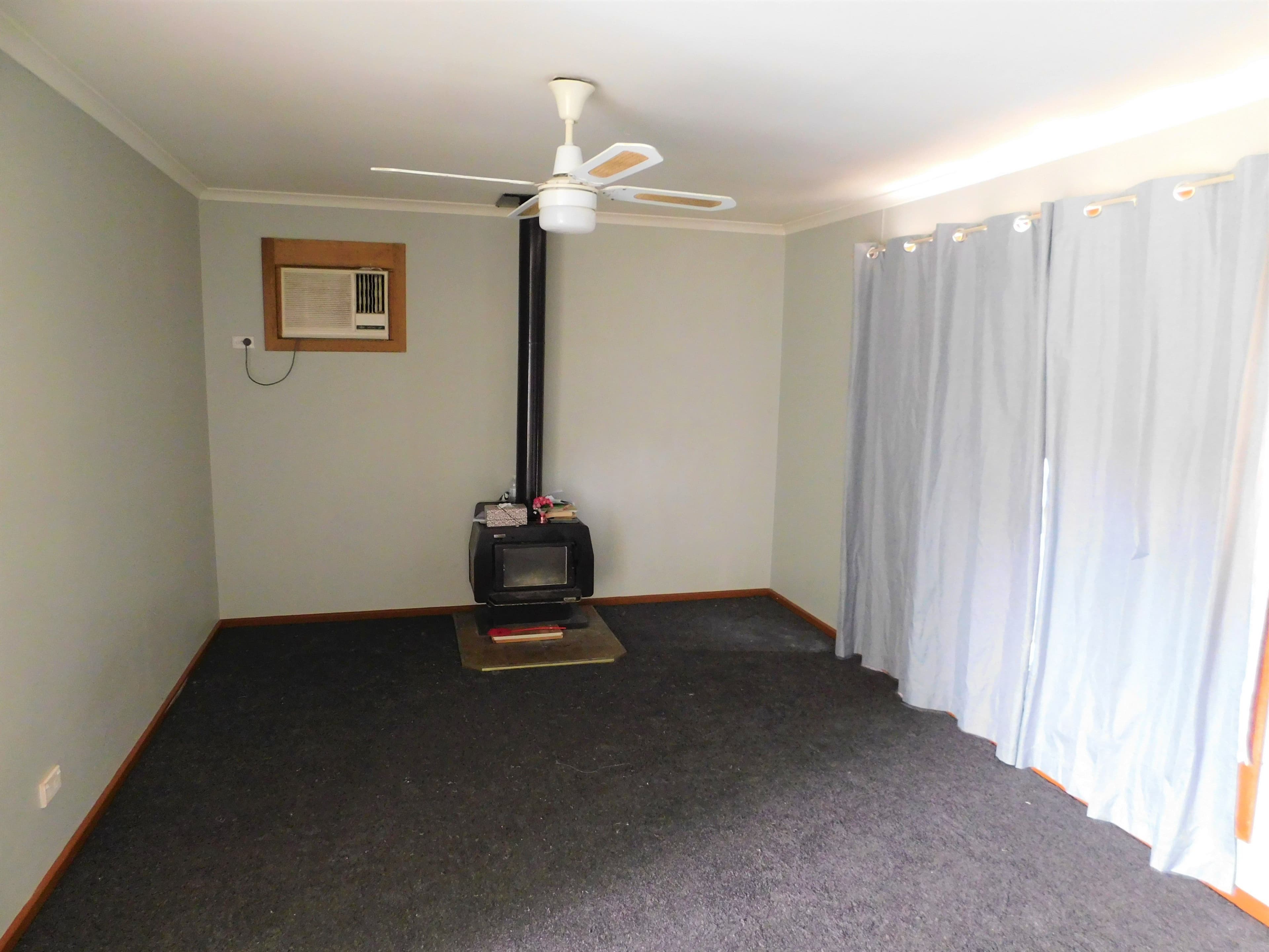 49 Albert Parade, Bordertown SA 5268, Bordertown - Thumbnail 4