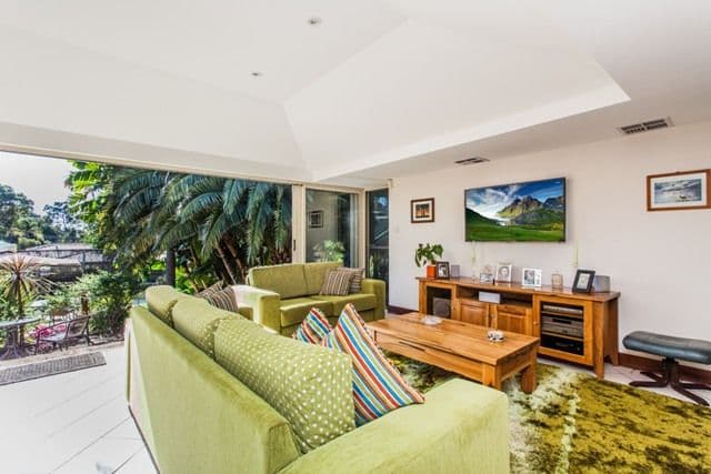 33 Hill Street, Gooseberry Hill WA 6076, Gooseberry Hill - Thumbnail 7
