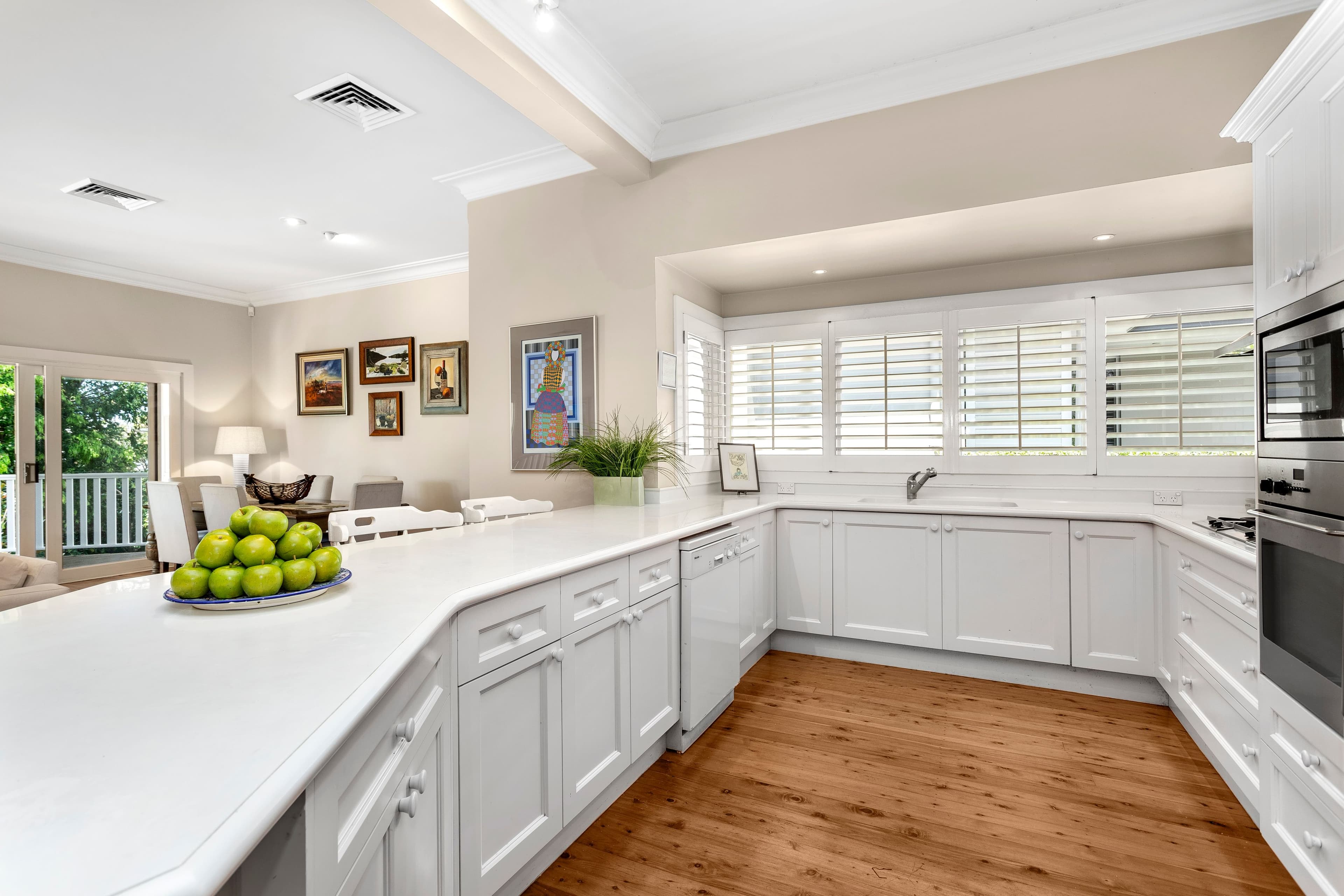 8 Neeworra Road, Northbridge - Thumbnail 7