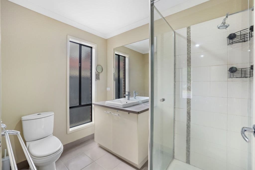 34 Kinglake Drive, MANOR LAKES VIC 3024, Manor Lakes - Thumbnail 4