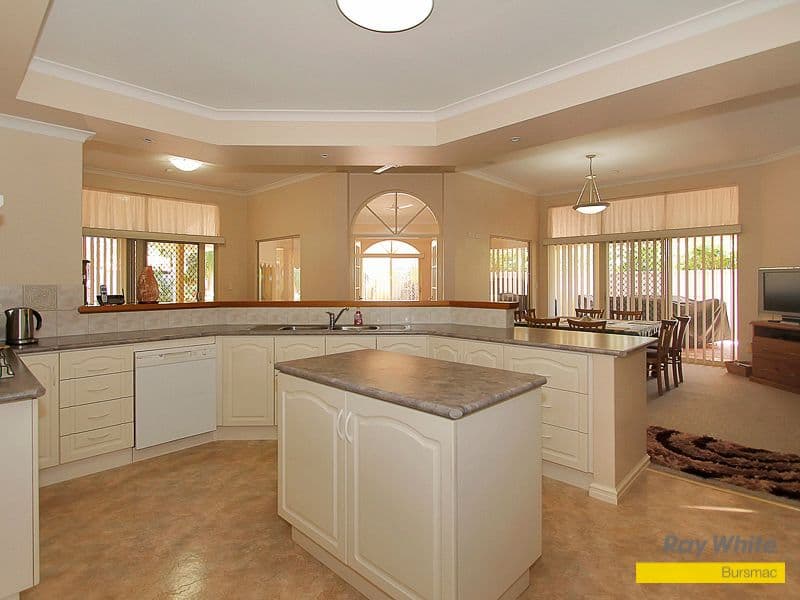 9 Promontory Parade, BALLAJURA WA 6066, Ballajura - Thumbnail 4