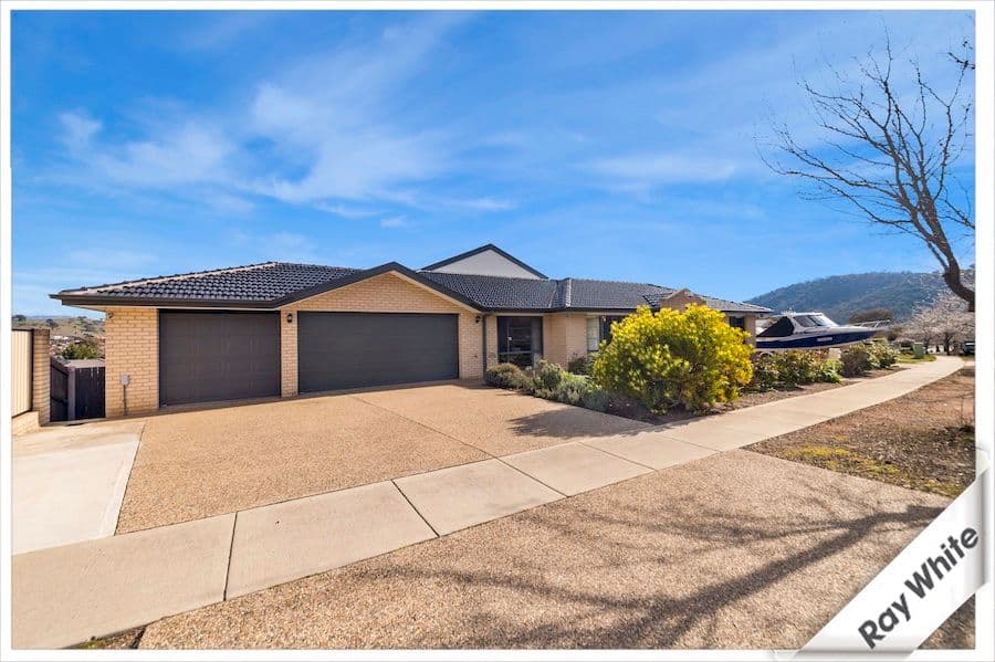 62 Paperbark Street, Banks ACT 2906, Banks - Thumbnail 2