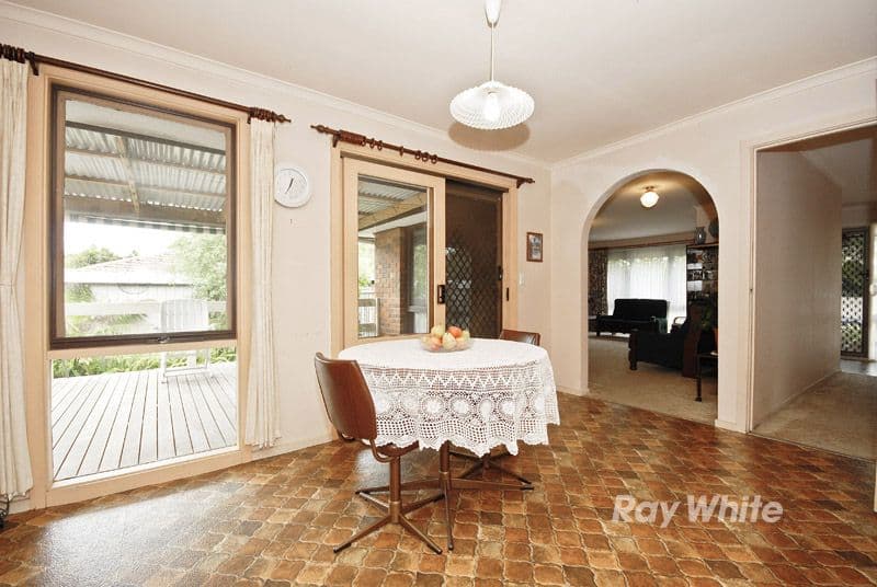 46 Mowbray Drive, WANTIRNA SOUTH VIC 3152, Wantirna South - Thumbnail 5