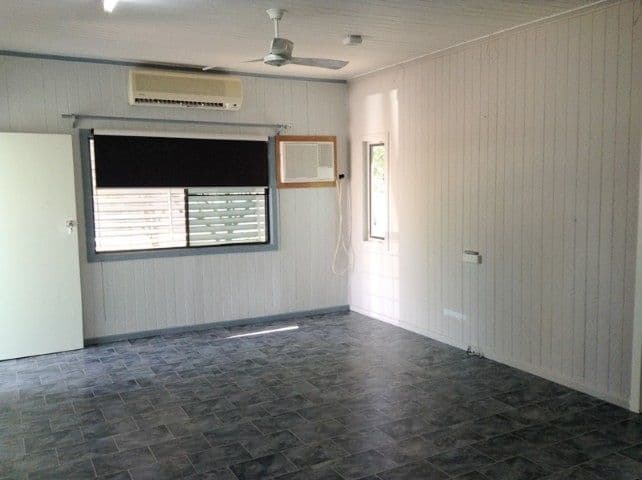 38 Opal Street, Emerald QLD 4720, Emerald - Thumbnail 6