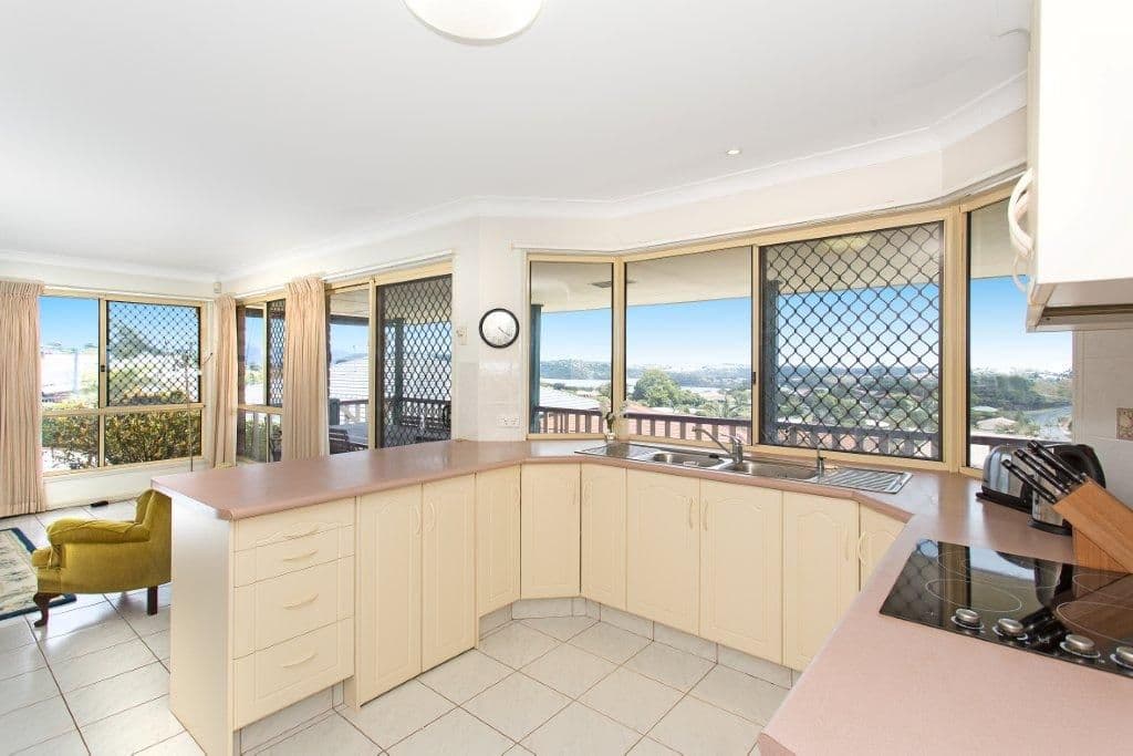 19 Kinross Close, BANORA POINT NSW 2486, Banora Point - Thumbnail 3
