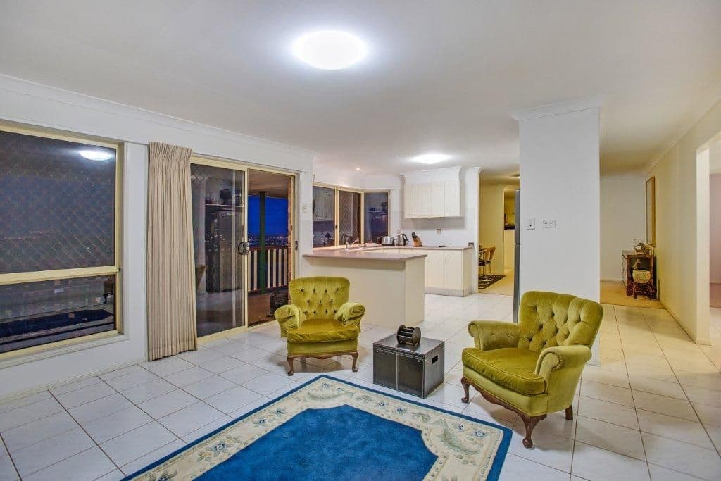 19 Kinross Close, BANORA POINT NSW 2486, Banora Point - Thumbnail 5