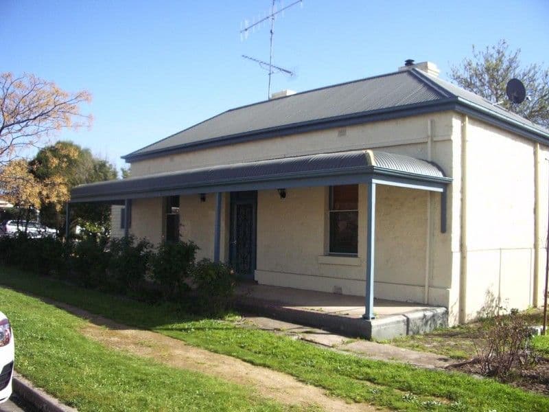 21 Crocker Street, BORDERTOWN SA 5268, Bordertown - Image 1